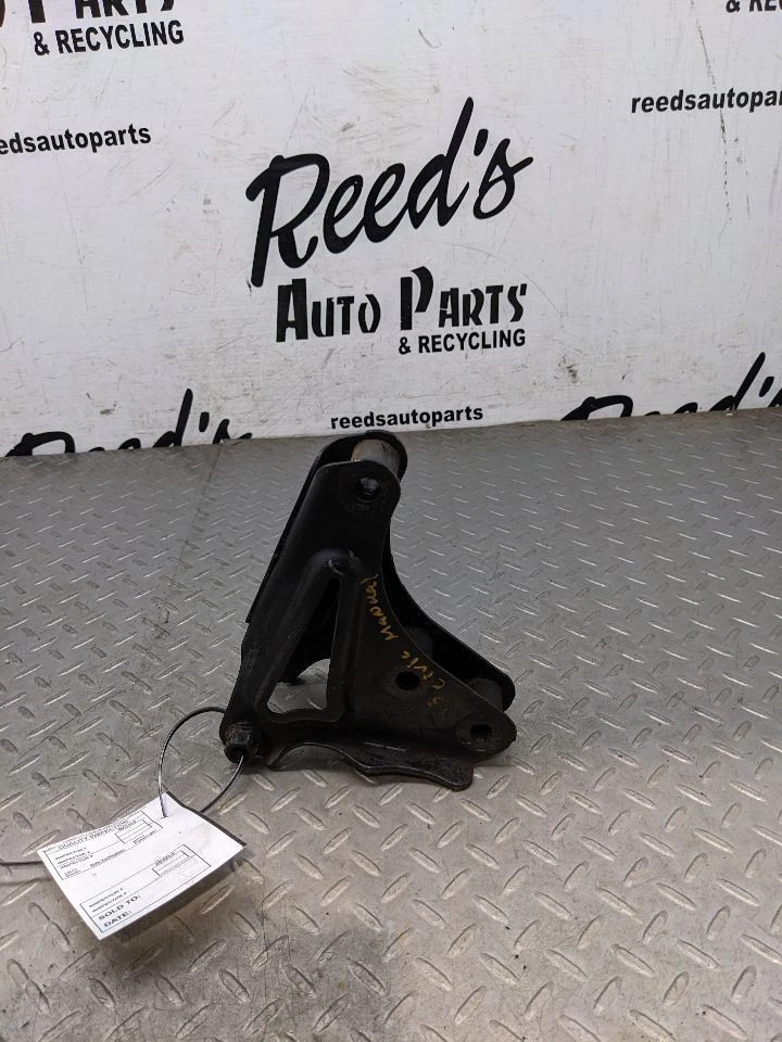 2001-2005 Honda Civic Coupe Rear Engine Motor Transmission Mount OEM1177663 - Image 1 of 4