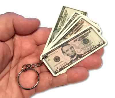 LLAVERO DE DINERO LLAVERO Broma Billetes de Dólar Plástico Efectivo $5. $10. $20. $50.  Foto 1 de 4