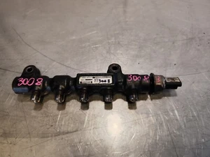 RAMPE INJECTION PEUGEOT 3008 PH1 1.6 HDI 110CV 9654592680 - Picture 1 of 3