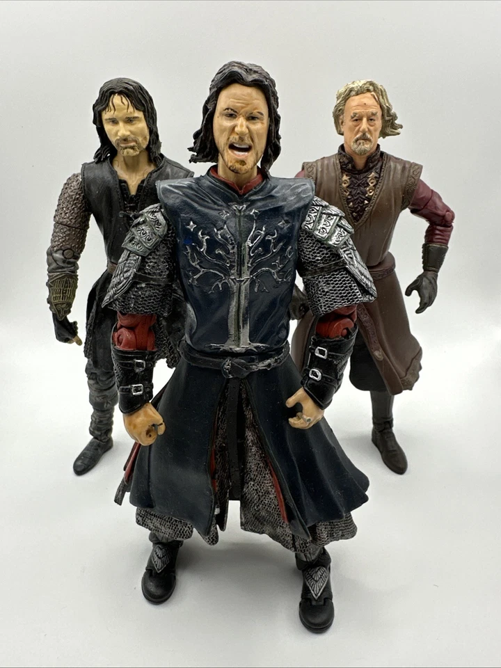 Lote de 2 figuras de acción vintage de El Señor de los Anillos KING THEODEN y Aragón LOTR ToyBiz Foto 1 de 4