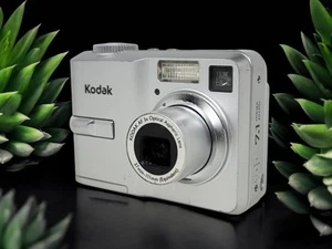 Appareil photo numérique Kodak EasyShare C703 écran 7,1 MP 2,4 pouces Kodak AF testé fonctionnel - Photo 1/12