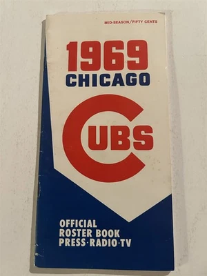 1969 CHICAGO CUBS Media Guide Yearbook ERNIE BANKS Beckert SANTO Kessinger - Image 1 of 4