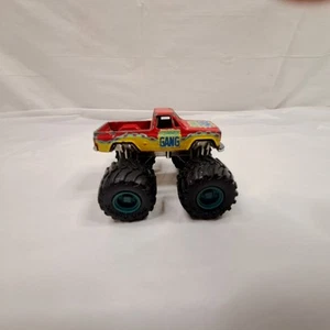 Road Champs 1987 Chain Gang 1:64 Vintage Diecast Monster Truck Red Yellow 4x4 - Picture 1 of 7