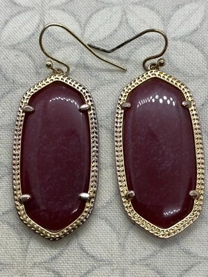Pendientes colgantes Kendra Scott Elle granate jade tono dorado rojo BIEN USADOS Foto 1 de 4