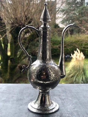 Très Belle , Ancienne Théière ou Cafetière en argent massif PERSE. - Photo 1/4