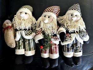 Set of 3 Plush Santa Claus Dolls Stuffed Multicolor Yarn Check Stripe - Picture 1 of 14