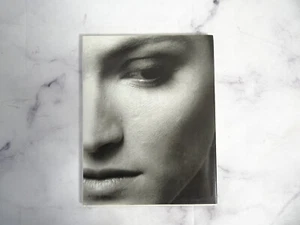 anne rohart von dominique issermann schirmer mosel - Bild 1 von 2
