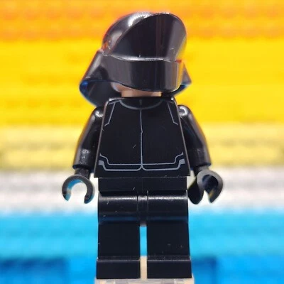 ✨Kate's Figs: LEGO Star Wars First Order Crew Member (sw0671) Minifig 75101✨ - Image 1 of 4