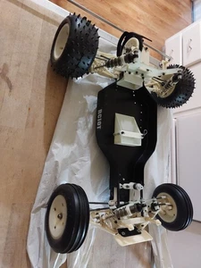 VINTAGE RC10T (NEW) VINTAGE ASSOCIATED VINTAGE RC CAR - Picture 1 of 11