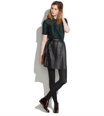 Minifalda Madewell 100 % cuero plisada negra línea A para mujer 4 Dark Academia Foto 1 de 4