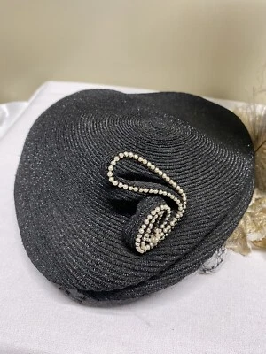 Vtg 1950’s Beaded Black Ladies Fascinator Statement Beret Style Hat w Bow - Image 1 of 4
