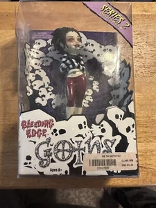 Muñeca Gótica Vintage Bleeding Edge Serie 2 Dolor Ofelia Rara Sellada De Colección Retro - Imagen 1 de 3