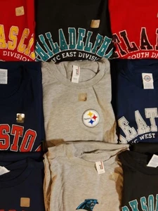 Genuine NFL Licensed Team T-Shirts by Sports Illustrated - Great for Gameday! - Foto 1 di 27