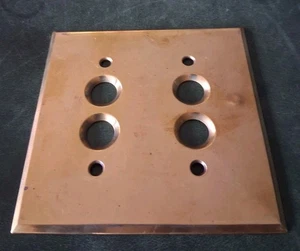 Antiker geborgener schwerer Messing PERKINS Druckknopf Wandschalter 2 Gang Abdeckplatte - Bild 1 von 3