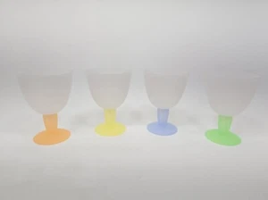Tupperware Ice Cream Parfait Cups Wine Cups 330 ML Set of 4 4093 NOS - Picture 1 of 4