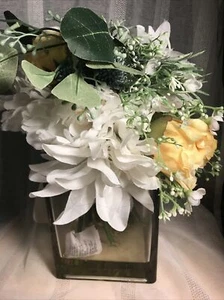 Faux Flower Centerpiece Glass Vase NWT White Yellow Green Beautiful Floral Decor - Picture 1 of 14