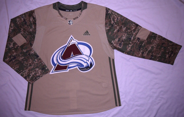 NWT Mens Colorado Avalanche Authentic Adidas CAMOUFLAGE Military Practice  Jersey