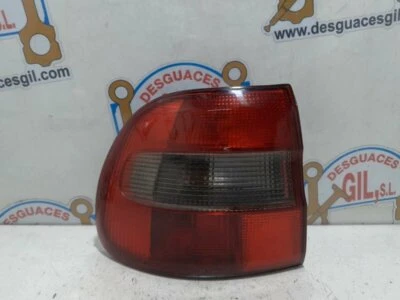 faro trasero lh para VOLVO V40 FAMILIAR 1.9 D 1995 163227 1118104 Foto 1 de 4