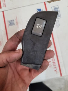 2001-2005 Pontiac Aztek REAR LEFT DRIVER Window Switch - Bild 1 von 2
