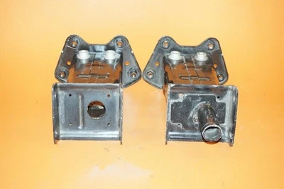 ПЕРЕДНИЙ АРМАТУРНЫЙ КРОНШТЕЙН MERCEDES BENZ S550 2007 2008 2009 2010 2011 2012 - Изображение 1 из 4