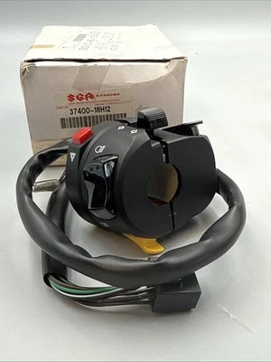 INTERRUPTOR DE MANILLAR IZQUIERDO SUZUKI GSX650F GSX1250FA SWITCH,MANGO,L ORIGINAL XX22880 Foto 1 de 4