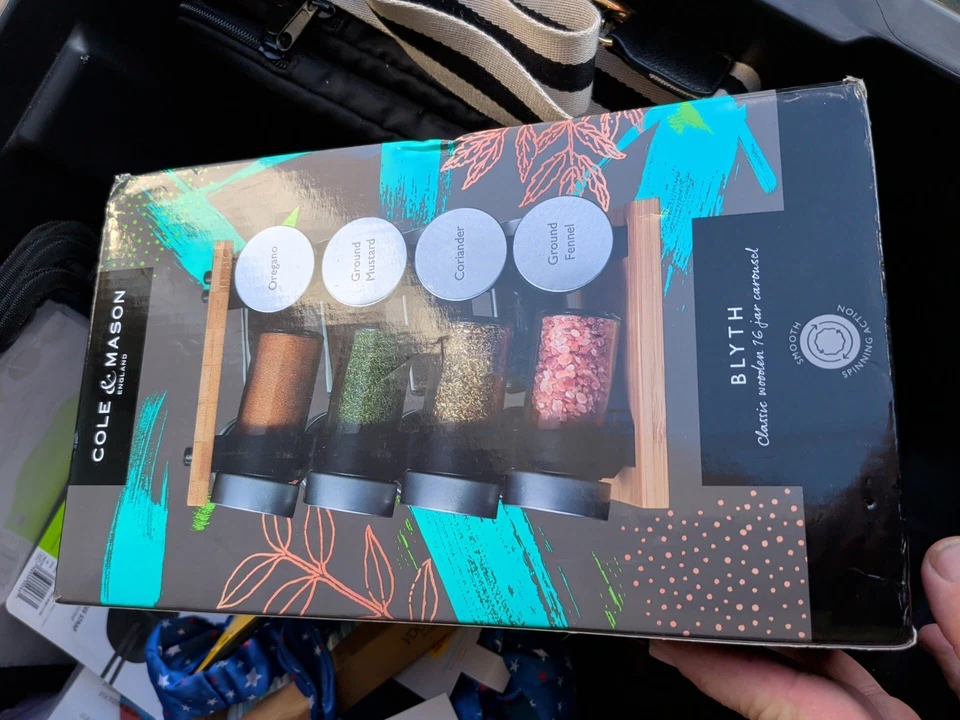 Carrusel Blyth Spice Rack, 16 tarros, bambú Foto 1 de 4