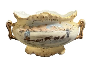 Antike deutsche Souvenir Schale Indianer Hund Team Winnipeg Porzellan Goldrand 2,5" H - Bild 1 von 6