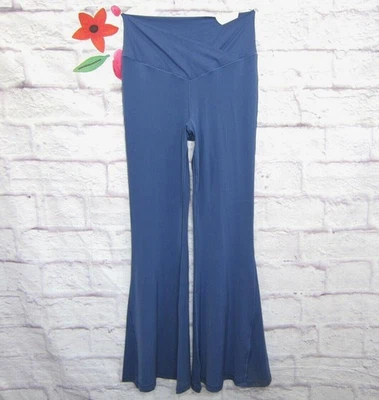 OFFLINE By Aerie Real Me Super Flare Crossover Calzas de tiro alto Azul Talla XL Nuevas Foto 1 de 4