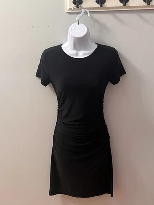 Vestido acanalado ceñido al cuerpo negro manga corta Norma Kamali XS Foto 1 de 4