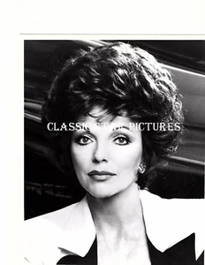 Fotografía brillante BB95 Joan Collins 8 x 10 - Imagen 1 de 1