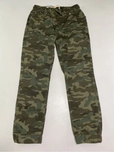 Boys Levi’s Joggers Camouflage Size 12 Reg Camo Cuff Pull On Drawstring 26 X 27 - Picture 1 of 6