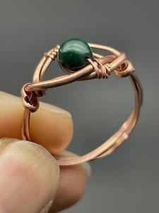 Malachit zierlicher Kupferdraht Wickelring Größe 9,5 Handarbeit Herz Heilung P50 - Bild 1 von 8