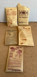 Mixed LOT of Kadee HO Scale Accessories Parts - Picture 1 of 3