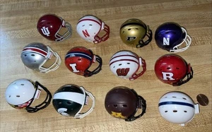 Lote 12 Equipos PEQUEÑOS - CASCOS DE FÚTBOL AMERICANO UNIVERSITARIO DE PLÁSTICO - Franklin - Imagen 1 de 9