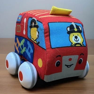 Melissa and Doug K's Kids Pull-Back vehículo urbano [coche suave de juguetes para bebés] rojo Foto 1 de 4