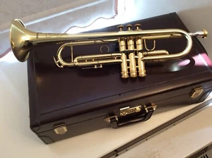CONN 52B TRUMPET 1998, WEIGHTED BOTTOM CAPS, REVERSE LEAD PIPE, WONDERFUL HORN - Picture 1 of 12