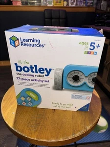 Juego de actividades Botley the Coding Robot (juego de actividades de 77 piezas) edades 5+ caja abierta - Imagen 1 de 4