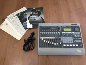Roland VS-880 V-expanded Digital Studio WorkStation 8 Track Recorder Used Japan - Picture 1 of 5