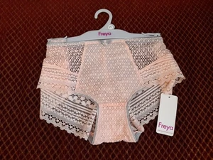 Pink Daisy Lace Shorts From Freya Size M - Picture 1 of 1