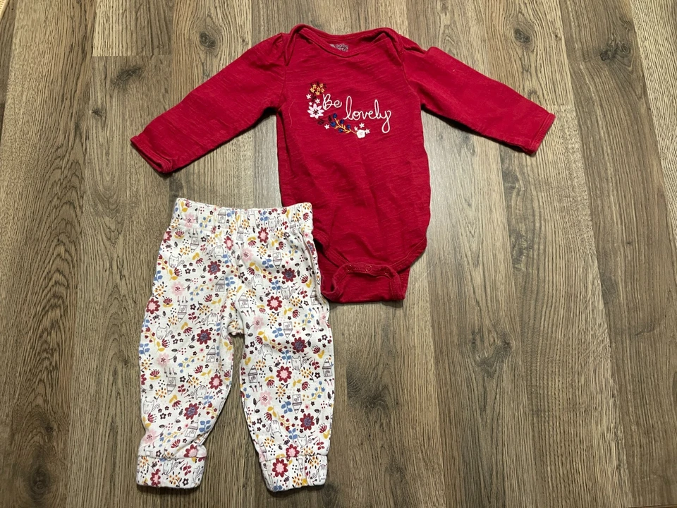 Conjunto BabyGear, Bebé Niña 3-6 Meses, Rojo Floral Be Precioso Manga Larga y Pantalón Foto 1 de 4
