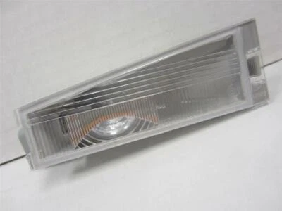 Lámpara de luz de matrícula izquierda izquierda izquierda izquierda Cadillac CTS 08-10 20901147 fabricante de equipos originales Foto 1 de 4