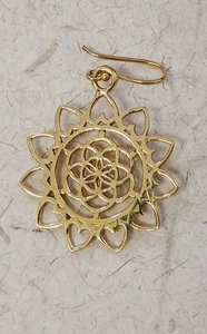 Seed of Love Earrings - Picture 1 of 2