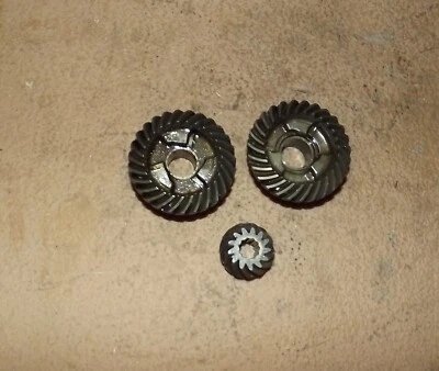 Honda 9.9 HP 4 Stroke Gear Set Assembly PN 41140-ZW9-000,41151-ZW9-000 - Image 1 of 3