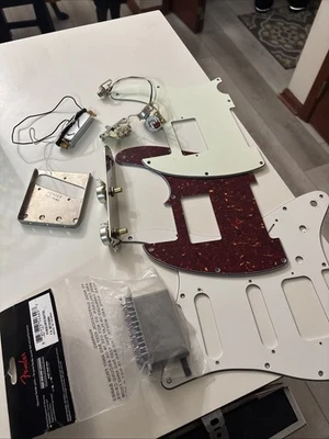 Piezas Fender Strat y Tele Foto 1 de 3