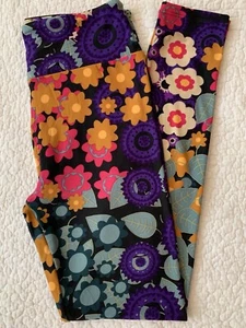 Lularoe Leggings OS Multicolor Hippie Daisies Flowers BOHO FLORAL VINTAGE HTF - Picture 1 of 3