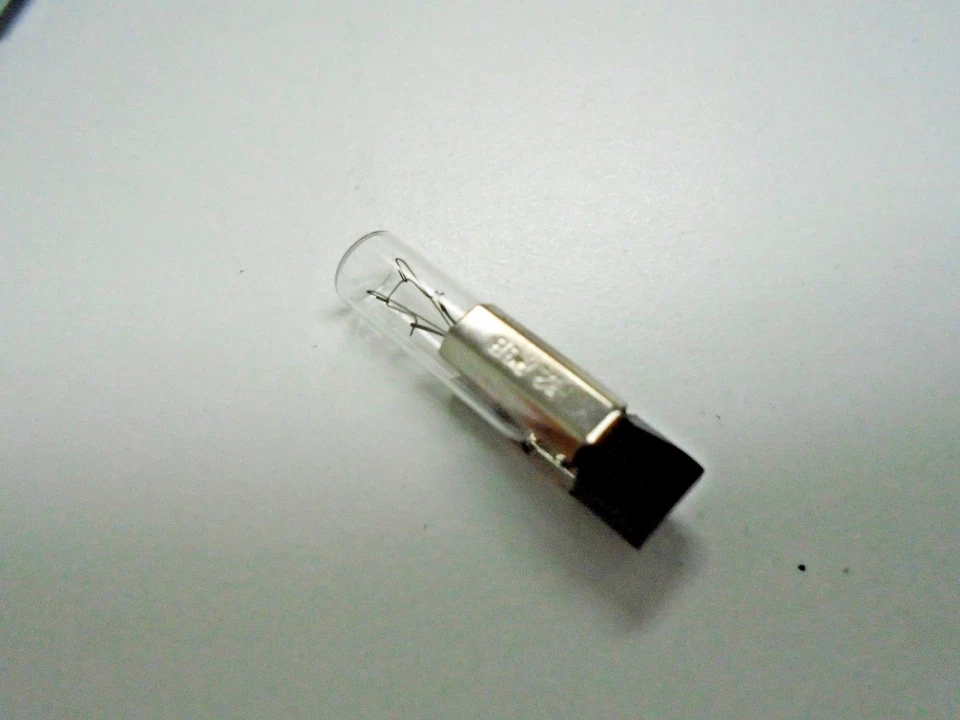 Miniature Bulb, 12PSB,2.0W,T2,12V GE LIGHTING TEL/12PSB - Image 1 of 3