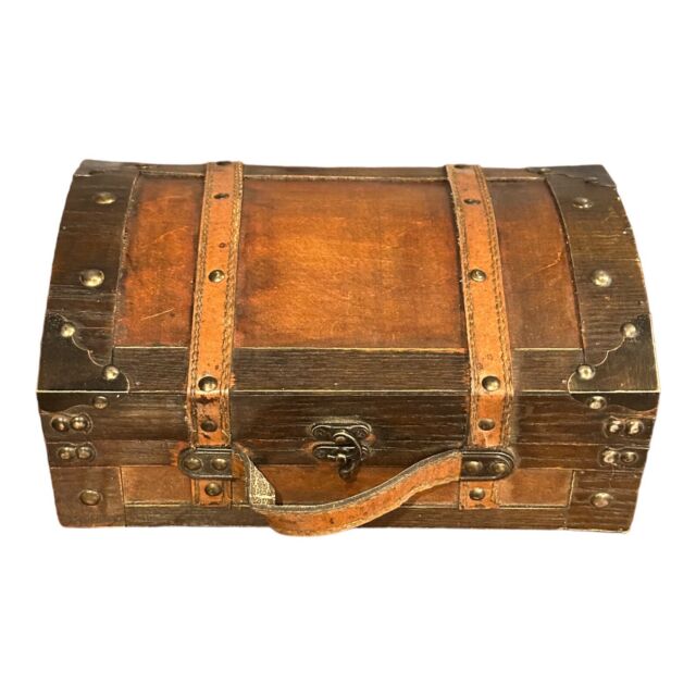Baúl de mimbre marrón - Cofre de almacenamiento forrado de madera