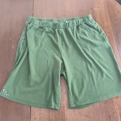 Quacker Factory Shorts Women's 1X Green Cotton Elastic Waist Pull On Embellished - Image 1 of 4