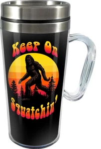 Bigfoot - Keep on Squatchin' - Acryl 14 Unzen Travel Mug "Keep On Squatchin" - Bild 1 von 1
