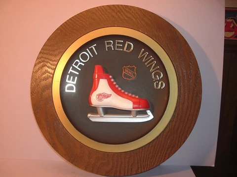 Vintage 1970's NHL Detroit Red Wings Hockey Skate 14” Round Wall Plaque Cover